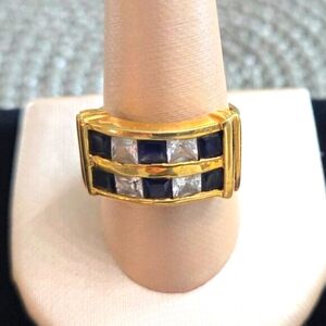 Blue Sapphire/Crystal Chunky Ring, gold stamped 925, Size 9.75